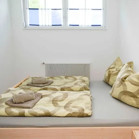 Schaffer Apartment *